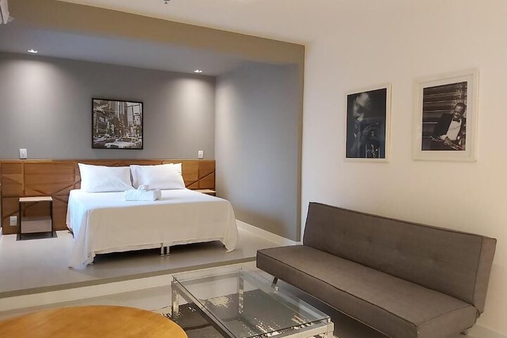 Room 18 of 42