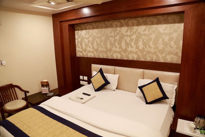 Room 12 of 45