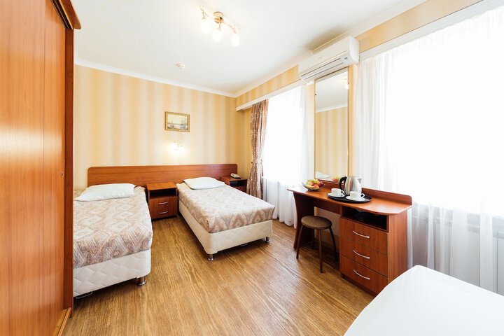 Room 21 of 50