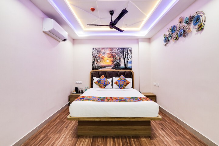 Room 16 of 42