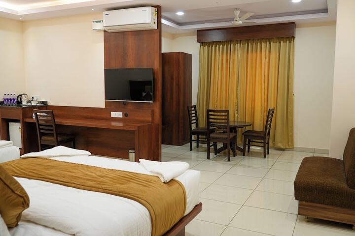 Room 14 of 26