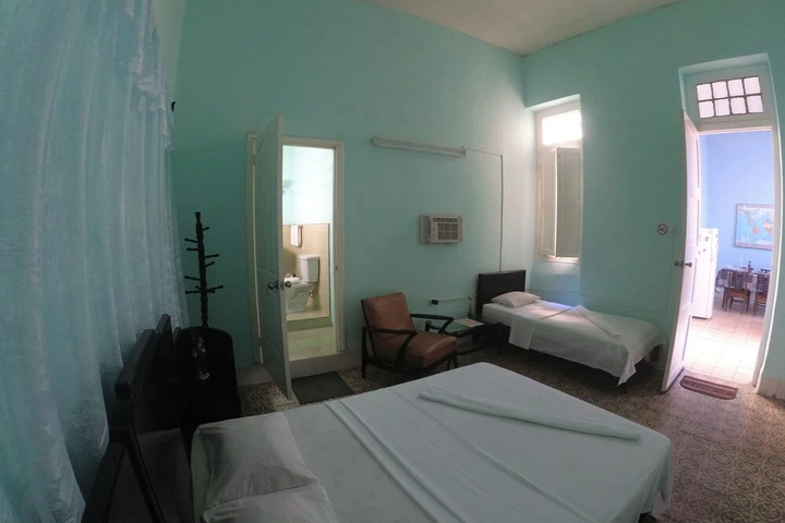 Room 2 of 15