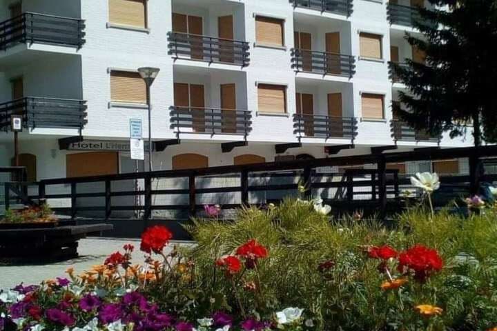 Hotel 102 of 107
