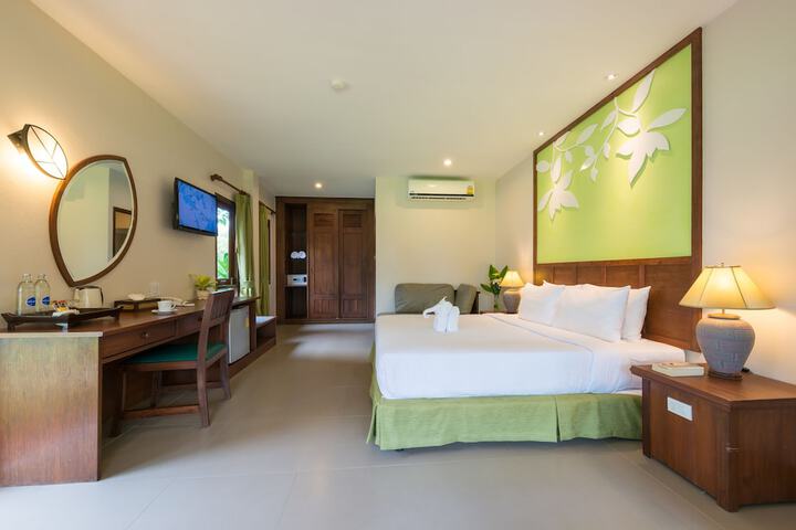 Room 21 of 90