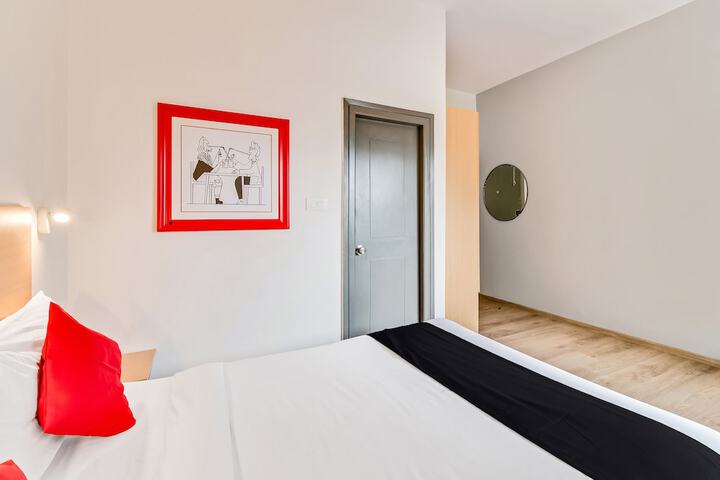 Room 7 of 44