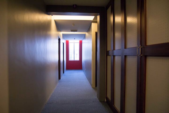 Ballroom/Hall 23 of 31