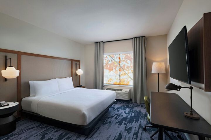 Room 6 of 21