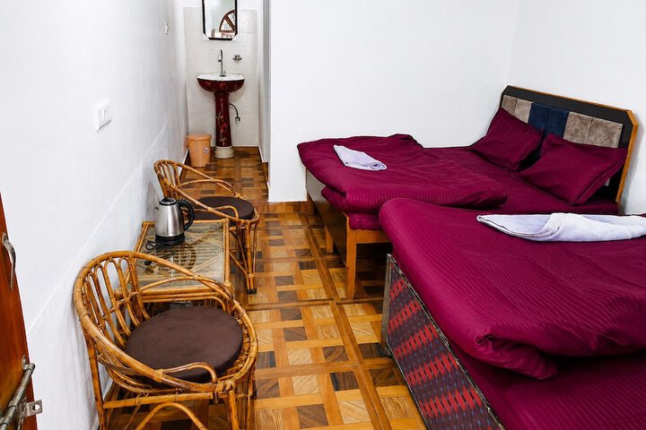 Room 14 of 30