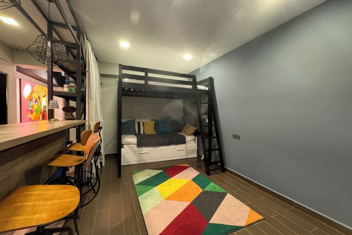 Room 13 of 49