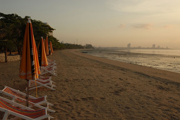 Beach 190 of 198