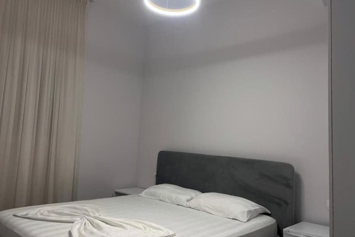 Room 5 of 71