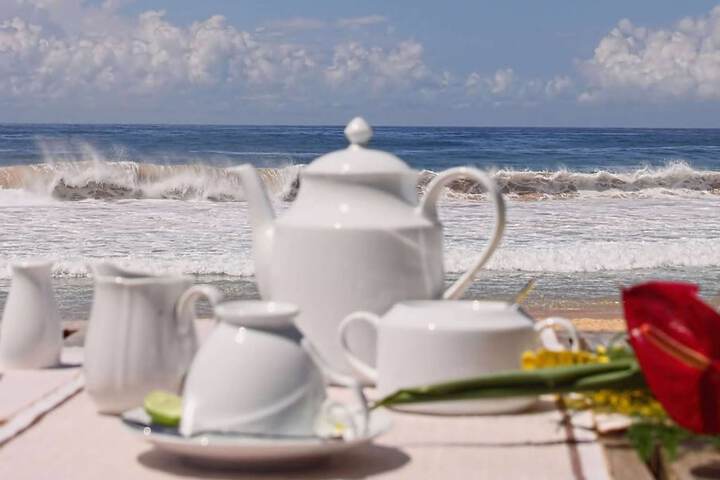 Breakfast/Coffee Service 138 of 221