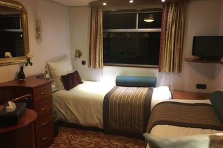 Room 19 of 52