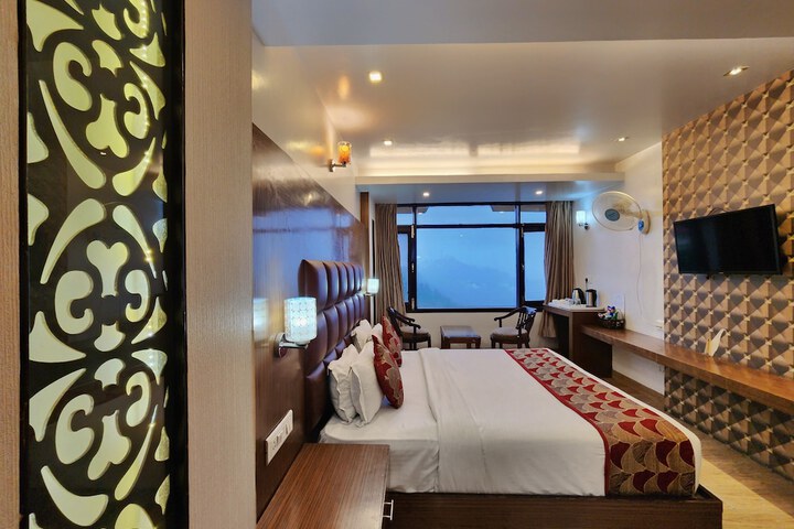 Room 90 of 174