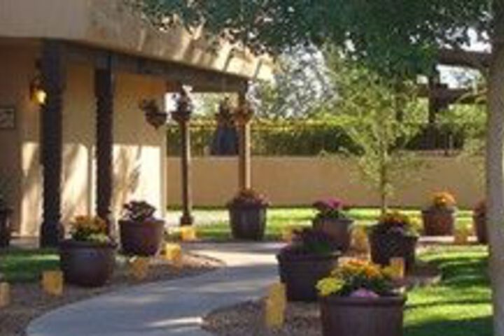Exterior of Hotel Mesilla