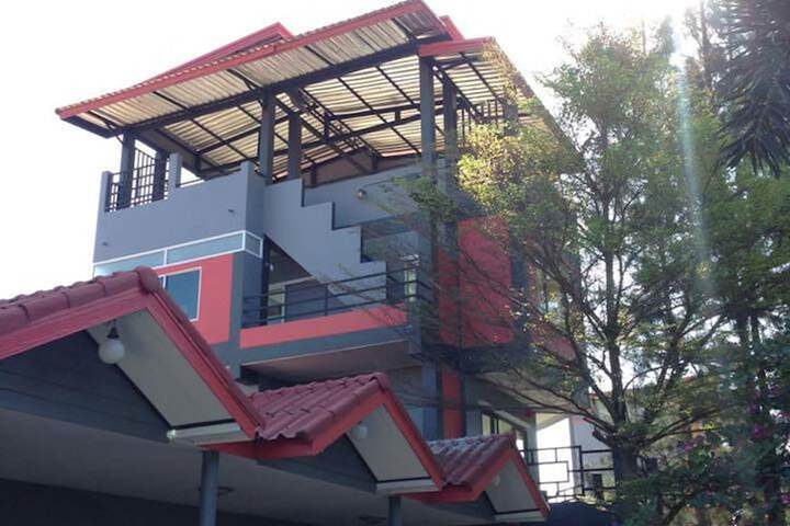 Hotel 5 of 41