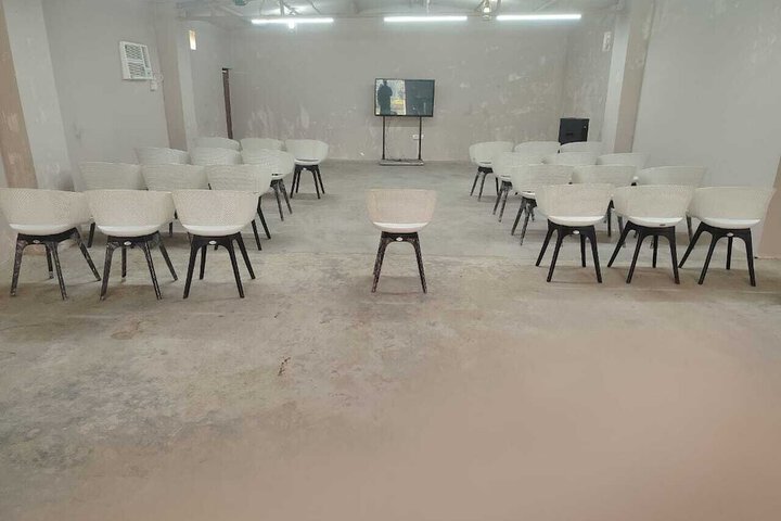 Room 25 of 114