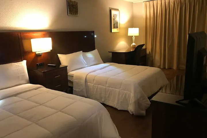 Americas Best Value Inn & Suites