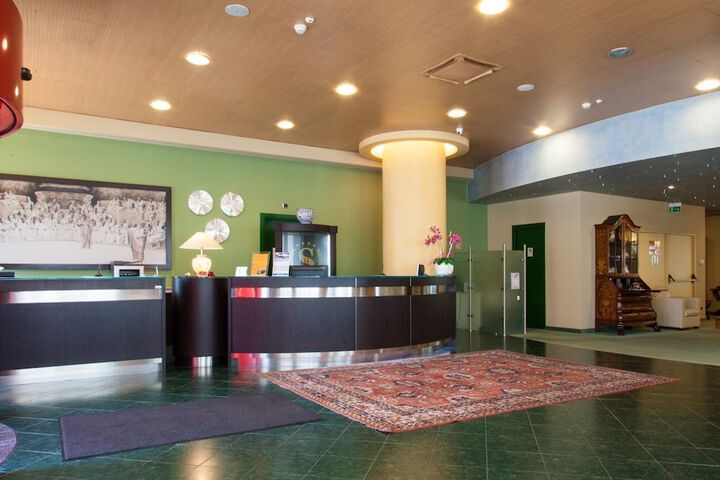 Lobby Photos
