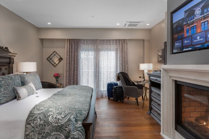 Room 9 of 31