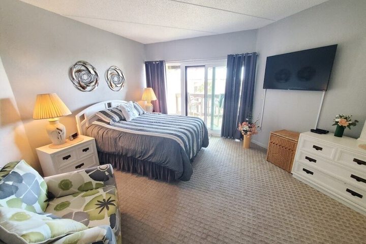 Room 5 of 36