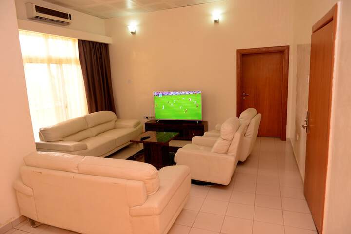 Room 9 of 24