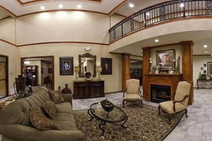 Lobby sitting area