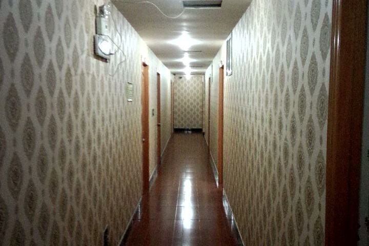 Hotel Interior 6 of 18