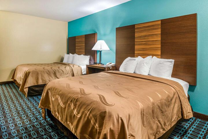 Double Accessible King Size Bed (14 of 15)