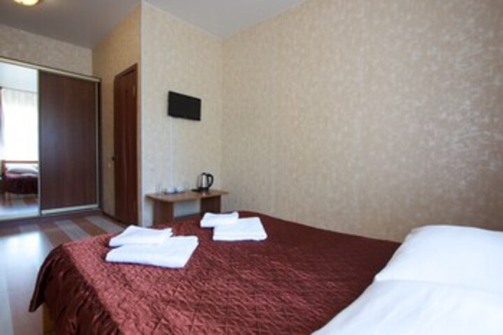 Room 12 of 21