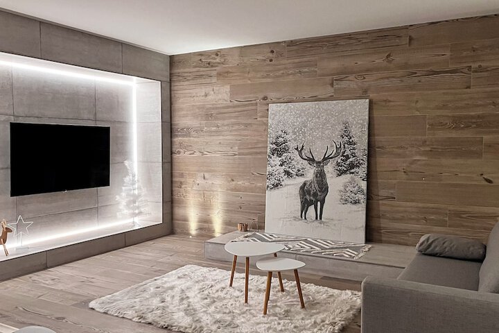 Room 43 of 64