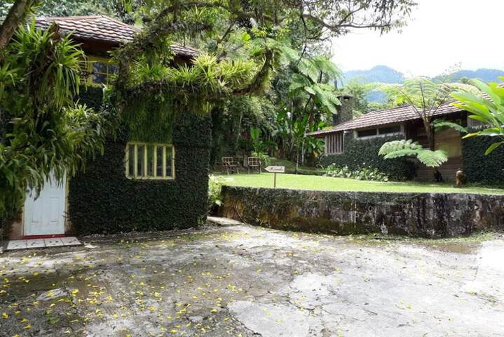 Hotel Exterior 58 of 63