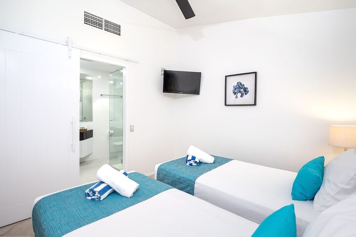 Room 12 of 43