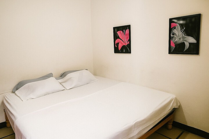 Room 14 of 36