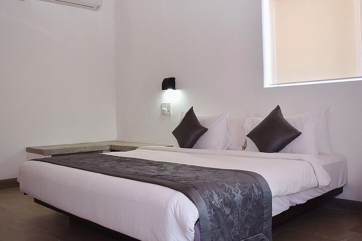 Room 9 of 41