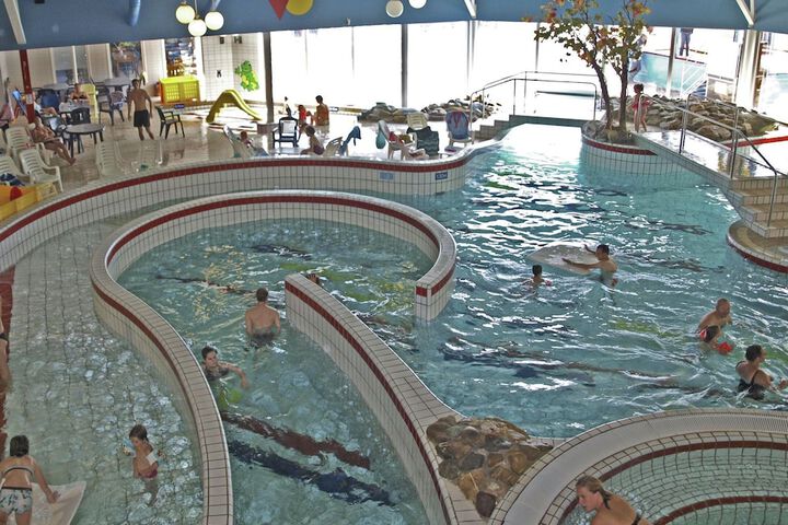 Pool 7 of 44
