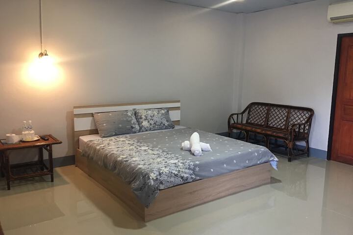 Room 22 of 53