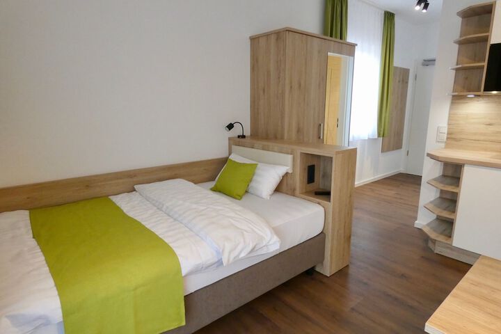 Room 8 of 45