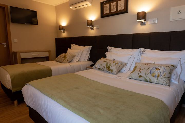 Room 43 of 79