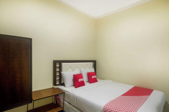 Room 14 of 24