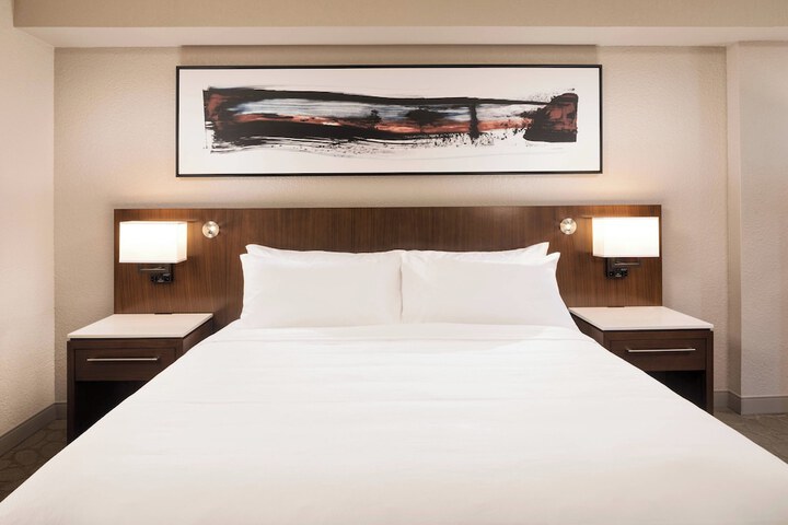 Room 15 of 177