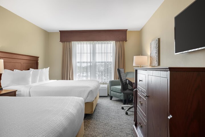 Room 12 of 83