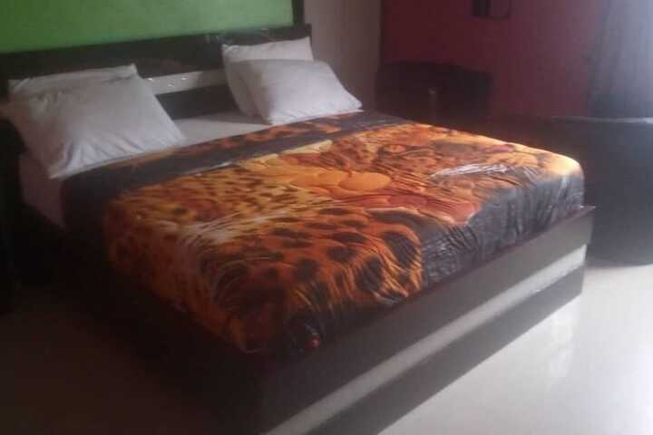 Room 3 of 24