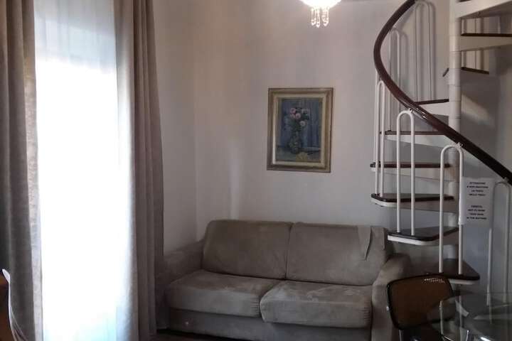 Room 41 of 51