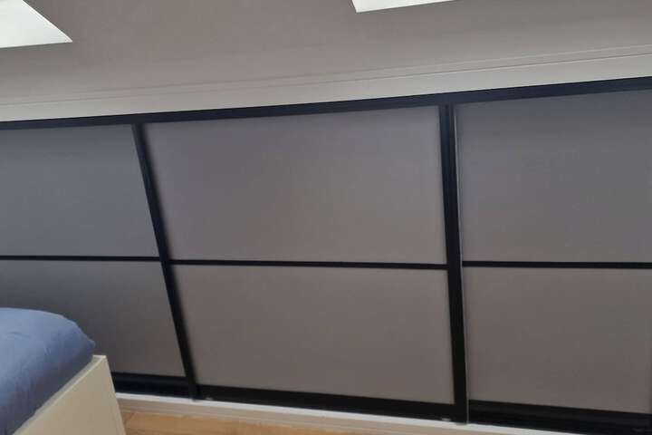 Room 15 of 104
