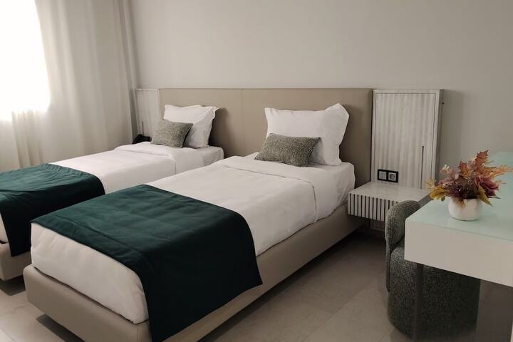 Room 9 of 47