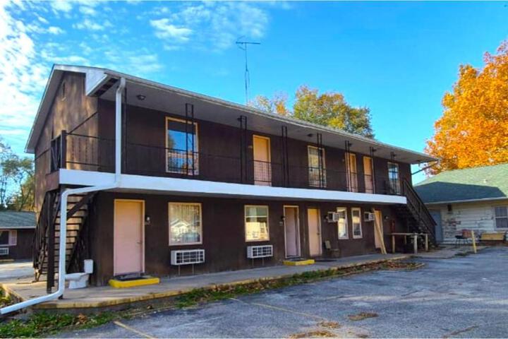 Image of Sycamore Motel Havana Near Illinois River