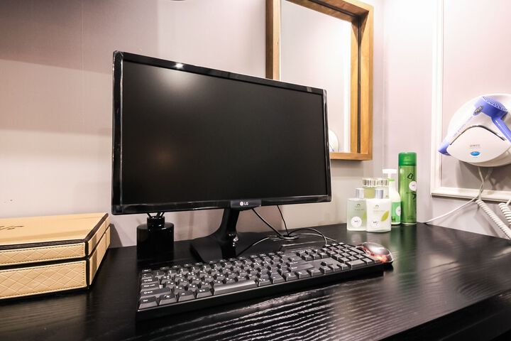 Room 58 of 152