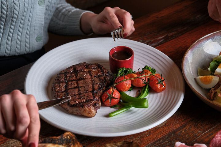 Dining 59 of 104