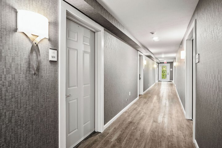 Ballroom/Hall 77 of 119